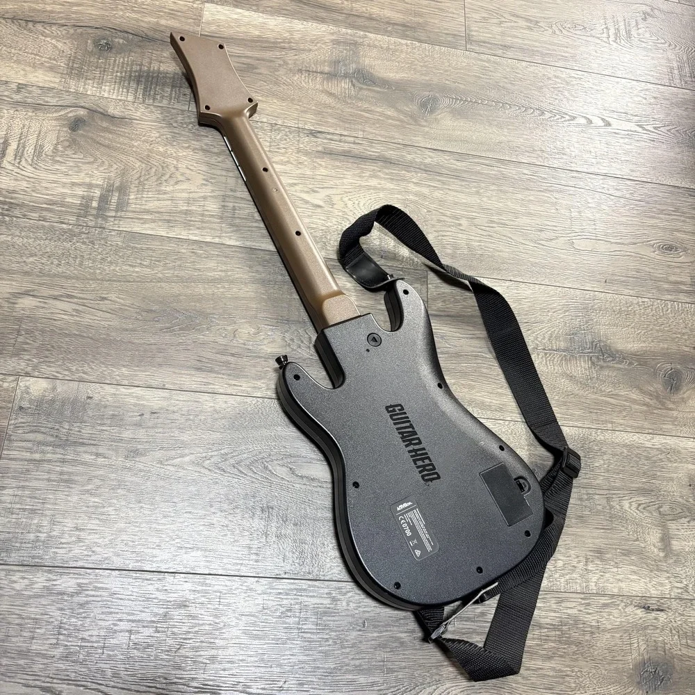 Guitar Hero Wireless Guitar Controller Activision‎ Black No Dongle Untested